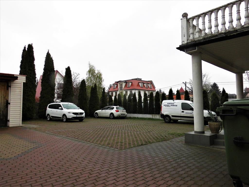 Rezydencja Parkowa Svečių namai Warsaw